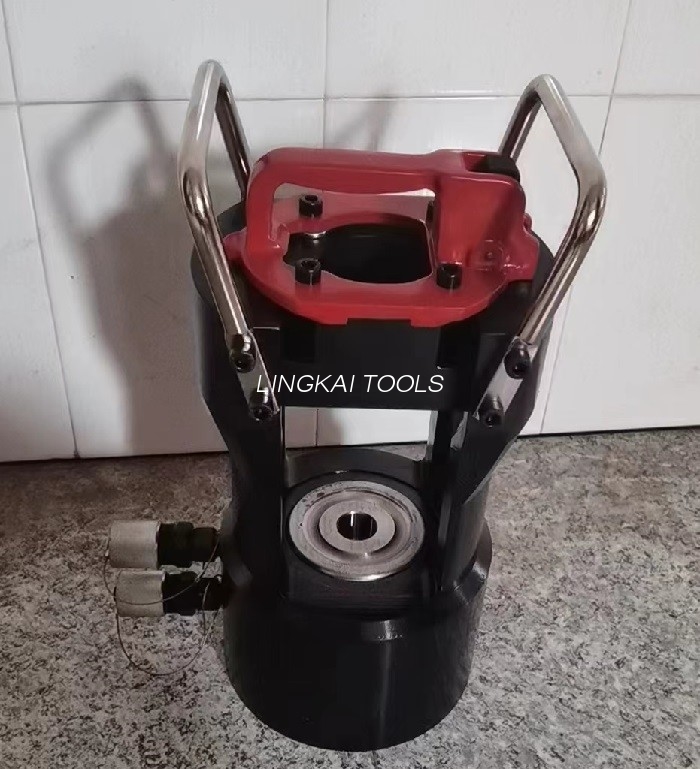 Hydraulisk pressmaskin med motoriserad pump för ACSR-ledarskarvning